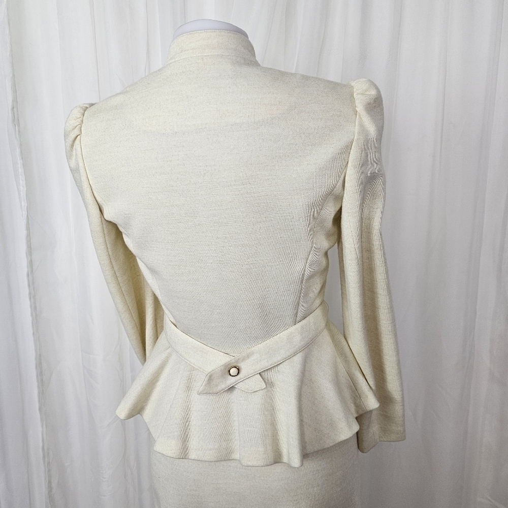 Vintage Elegant Cream Women's Skirt Set — Classic Professional Style - Picture 9 of 12